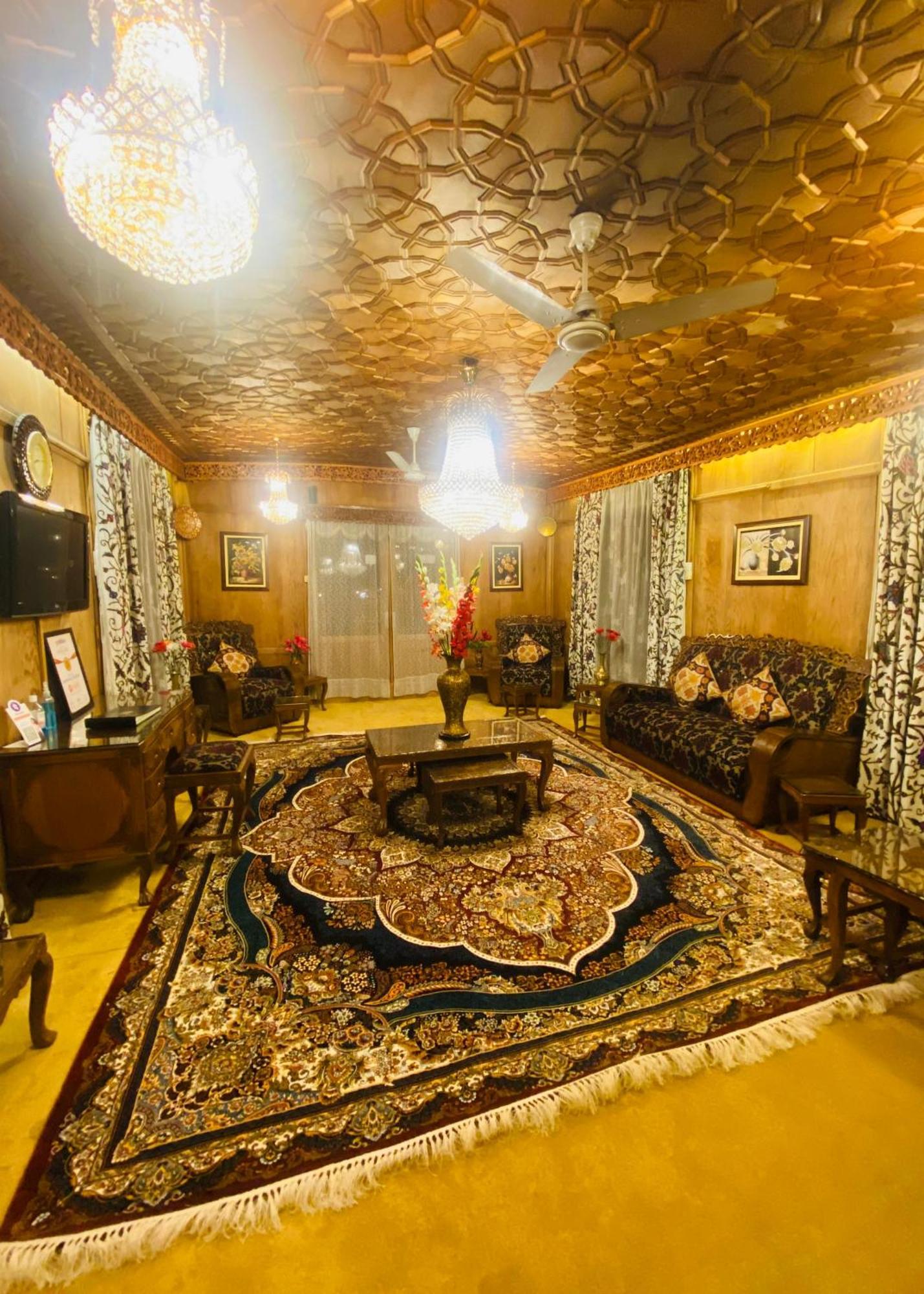 The Heritage Group Of Houseboats Srīnagar Esterno foto