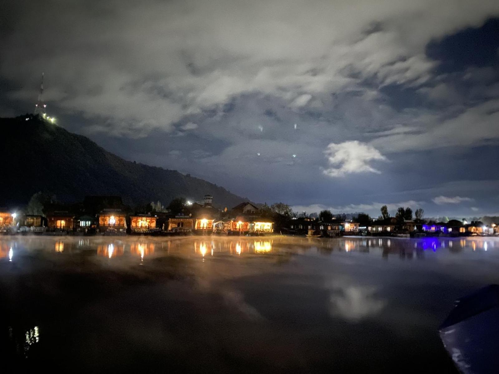 The Heritage Group Of Houseboats Srīnagar Esterno foto